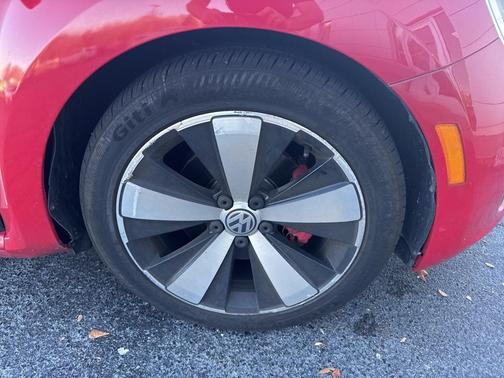 2012 Volkswagen Beetle 