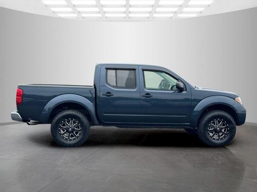 Arctic Blue Metallic 2019 Nissan Frontier SV