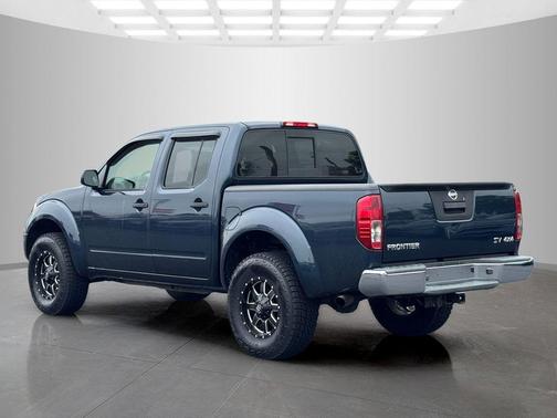 Arctic Blue Metallic 2019 Nissan Frontier SV