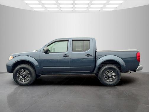 Arctic Blue Metallic 2019 Nissan Frontier SV