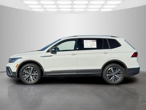 2024 Volkswagen Tiguan 2.0T Wolfsburg Edition