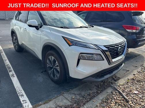 White 2021 Nissan Rogue SV