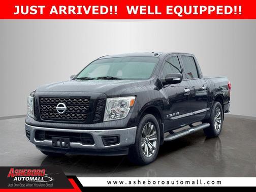 2019 Nissan Titan SV