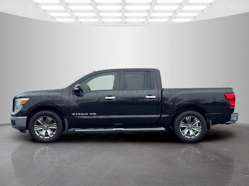 2019 Nissan Titan SV