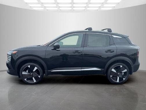 Super Black 2026 Nissan Kicks SR