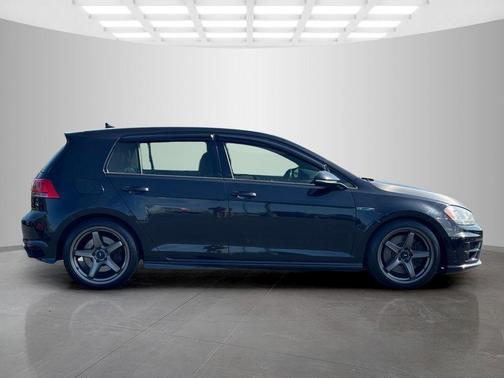 Deep Black 2016 Volkswagen Golf R 4-Door