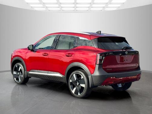 Scarlet Ember T 2026 Nissan Kicks SR