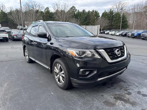 2019 Nissan Pathfinder S