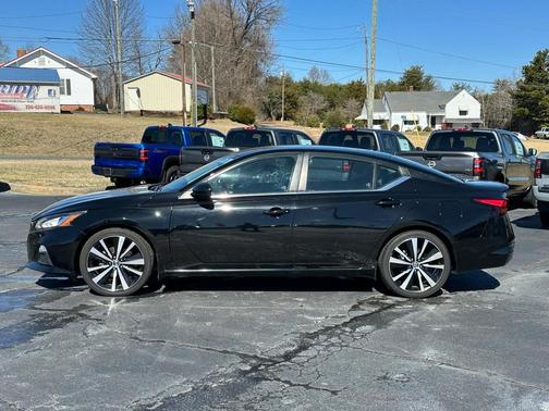 2021 Nissan Altima 2.5 SR