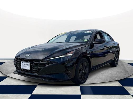 Onyx Black 2023 Hyundai ELANTRA SEL