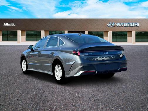2026 Hyundai SONATA SE