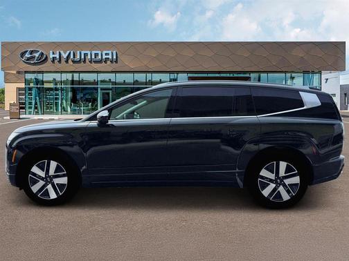Abyss Black 2026 Hyundai IONIQ 9 SEL