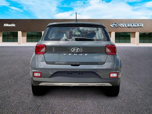 2025 Hyundai VENUE SE
