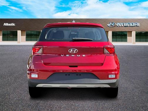 2025 Hyundai VENUE SE