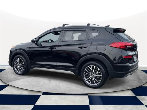 2021 Hyundai TUCSON SEL