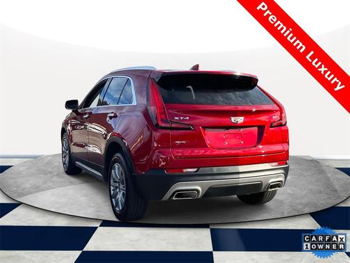 2023 Cadillac XT4 Premium Luxury