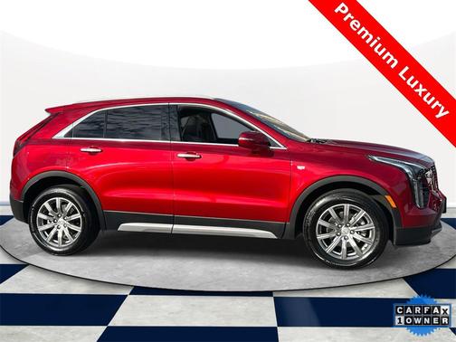 2023 Cadillac XT4 Premium Luxury