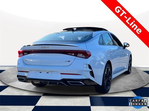 2022 Kia K5 GT-Line