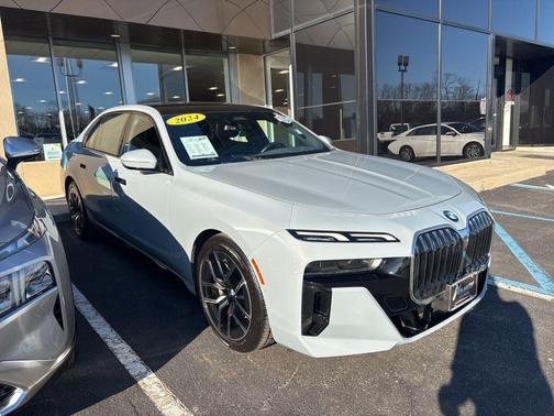 2024 BMW 740 i xDrive