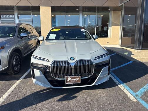 2024 BMW 740 i xDrive
