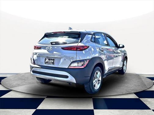 2023 Hyundai KONA SE