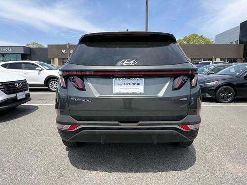 Gray 2023 Hyundai TUCSON SEL