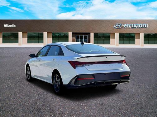 White Pearl 2026 Hyundai ELANTRA SEL SPORT PREMIUM