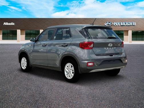 2025 Hyundai VENUE SE