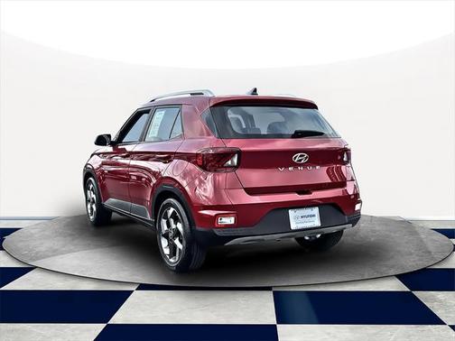 2022 Hyundai VENUE Limited