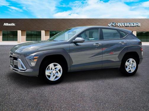 2025 Hyundai KONA SE