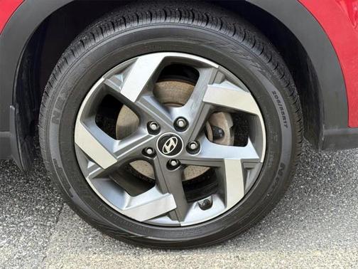 2022 Hyundai VENUE Limited