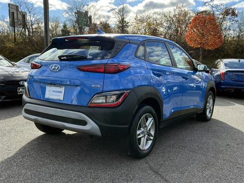 2022 Hyundai KONA SE