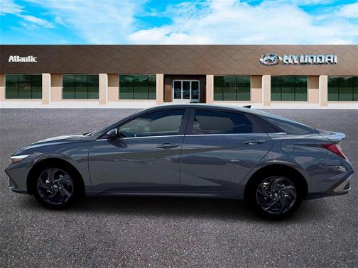 2026 Hyundai ELANTRA SEL