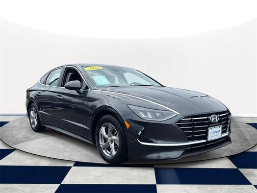 2022 Hyundai SONATA SE