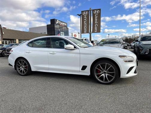 2025 Genesis G70 2.5T