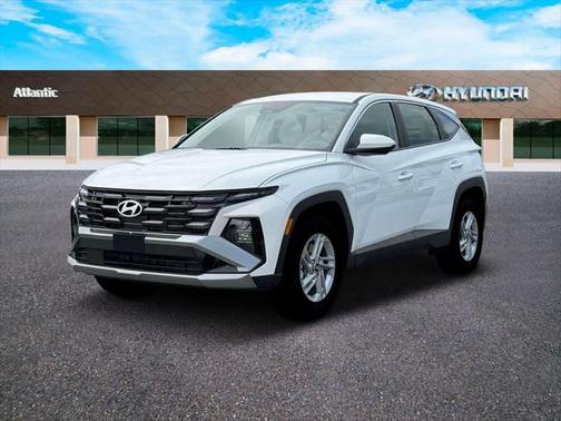2025 Hyundai TUCSON SE