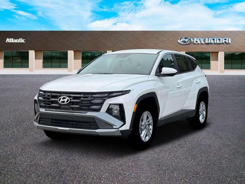 White Pearl 2026 Hyundai TUCSON SE