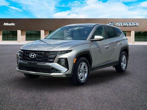 Shimmering Silver 2026 Hyundai TUCSON SE