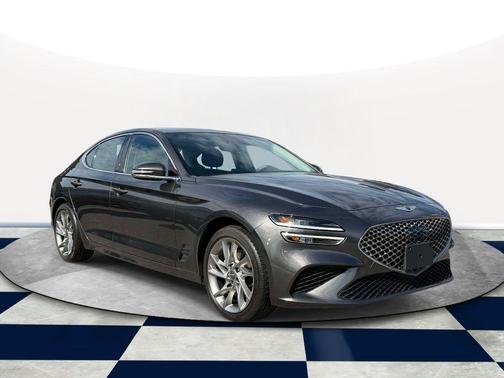 Makalu Gray 2022 Genesis G70 2.0T