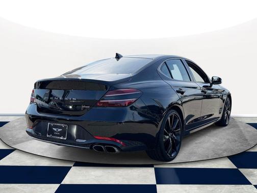 2023 Genesis G70 2.0T