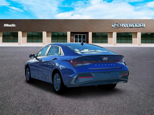 2026 Hyundai ELANTRA SEL