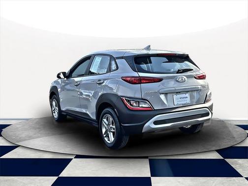 2022 Hyundai KONA SE