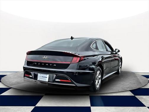 2022 Hyundai SONATA SE