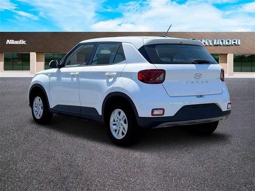 2025 Hyundai VENUE SE