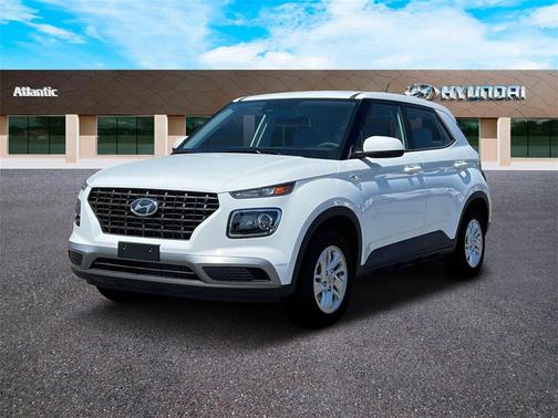 2025 Hyundai VENUE SE