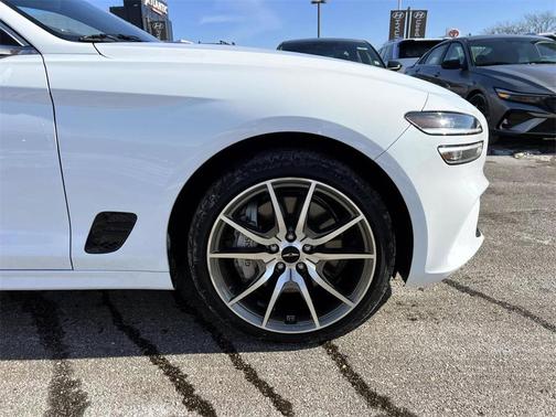 2024 Genesis G70 2.5T