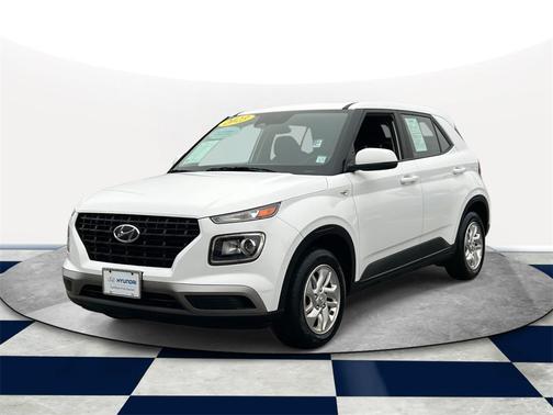 2023 Hyundai VENUE SE