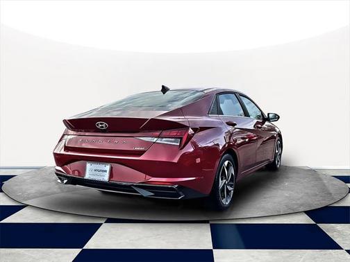 2022 Hyundai ELANTRA Limited