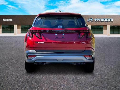 2025 Hyundai TUCSON SE