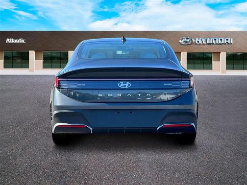 2026 Hyundai SONATA SE